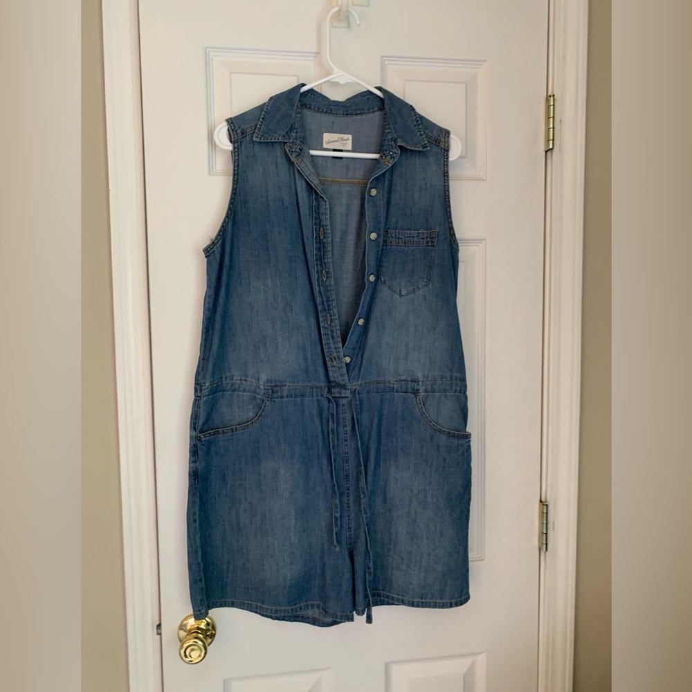 Denim jumpsuit shorts. Size S